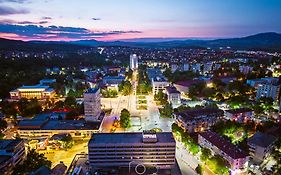 хотел Струма